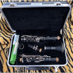 Vito LCL301NPC Clarinet - used